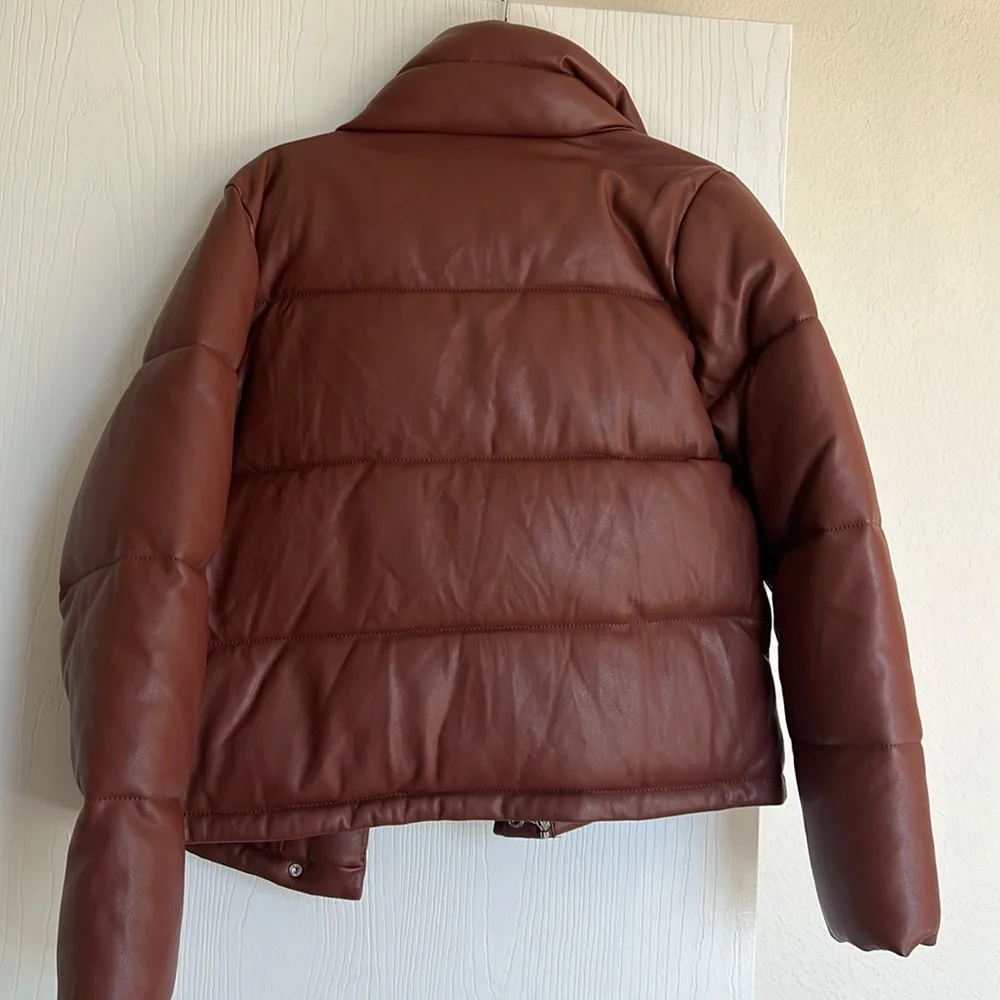 Abercrombie vegan Leather Mini Puffer in Cognac Brown - Picture 4 of 7